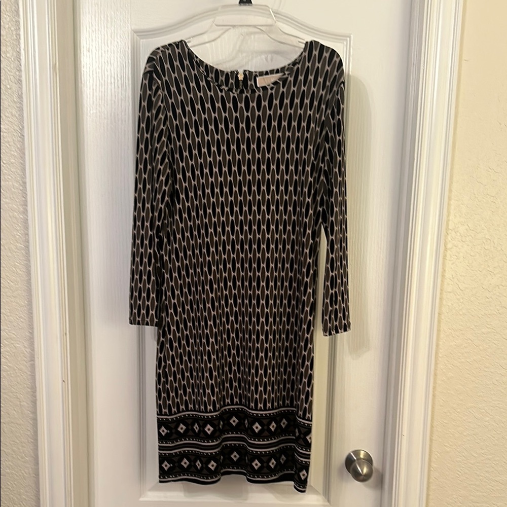 Michael Kors Elegant Black, olive green and taupe Patterned Dress size 4P - Picture 4 of 12